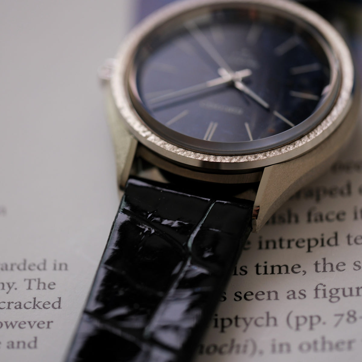 Seiko Quartz VFA 3820-6000 Sodalite