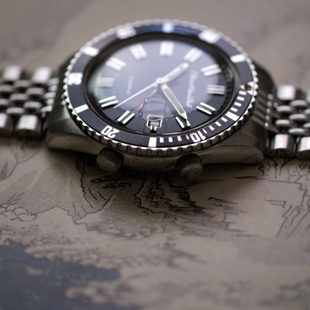 Citizen Alarm Date Diver ALDS 52902-Y