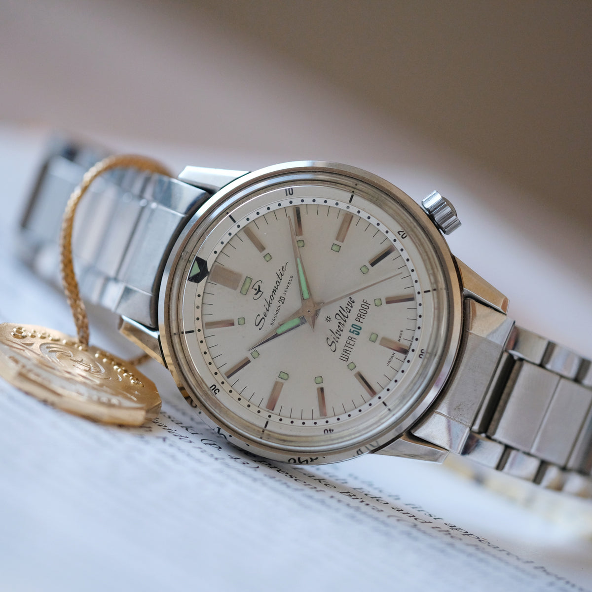Seiko Seikomatic Silverwave J12082